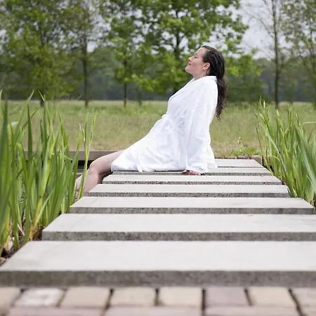 Gasterij Landschot Panzió Hoogeloon