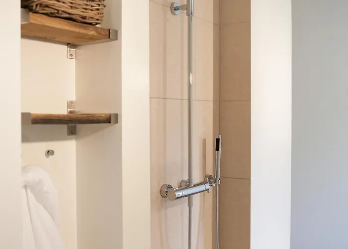 Gasterij Landschot Bed and Breakfast Hoogeloon