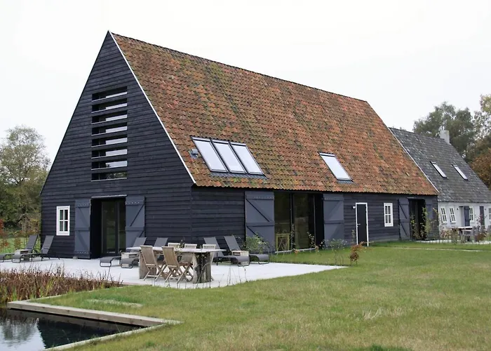 Bed and Breakfast Gasterij Landschot 3*