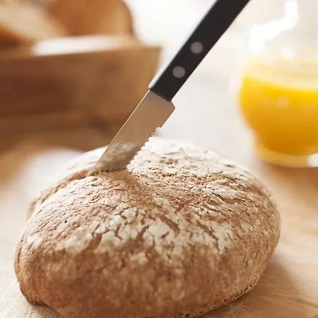 Gasterij Landschot Bed & Breakfast 3*