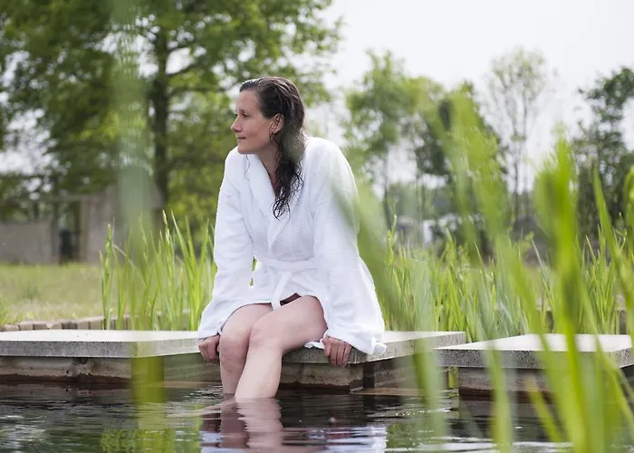 Bed and Breakfast Gasterij Landschot 3*